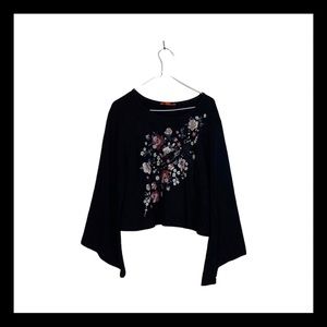 NWT Chelsea & Violet Black Sweater Hand Painted Lg